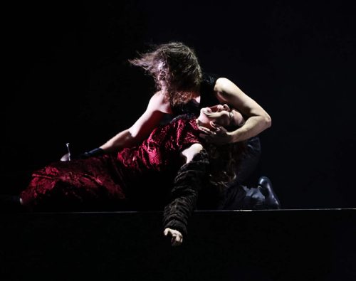 Martina Stilp in Hamlet © Foto by Moritz Schell